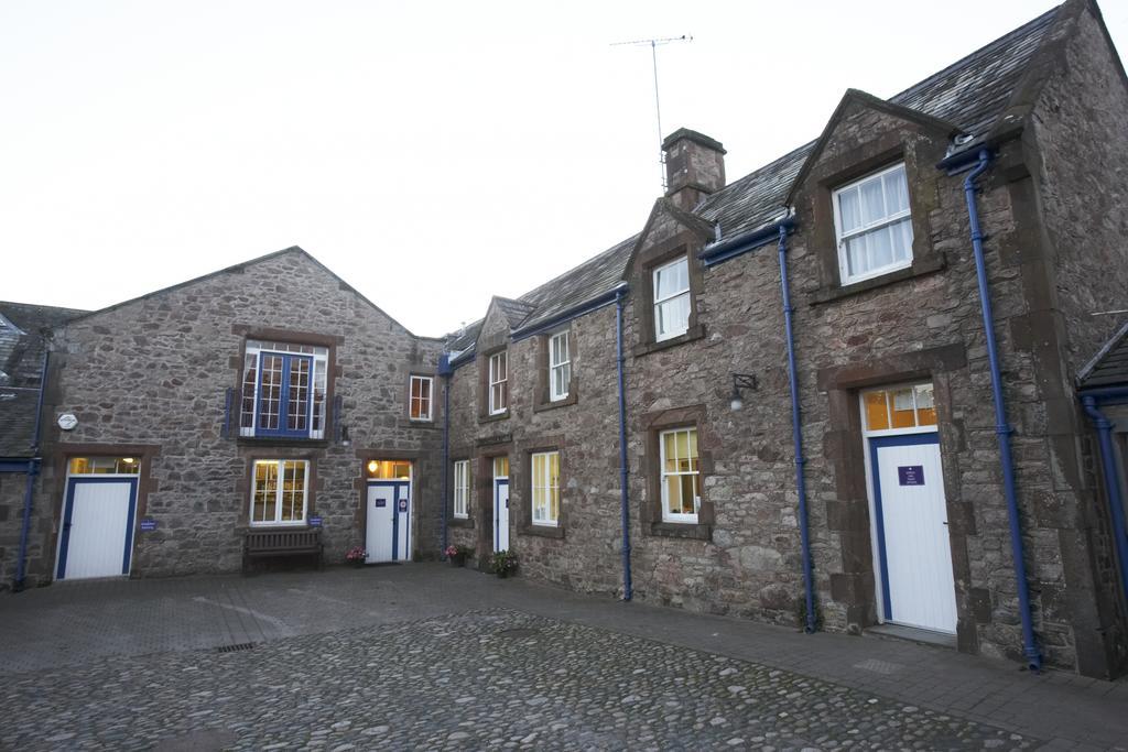 Muncaster Castle Coachman'S Quarters Ravenglass Exterior foto